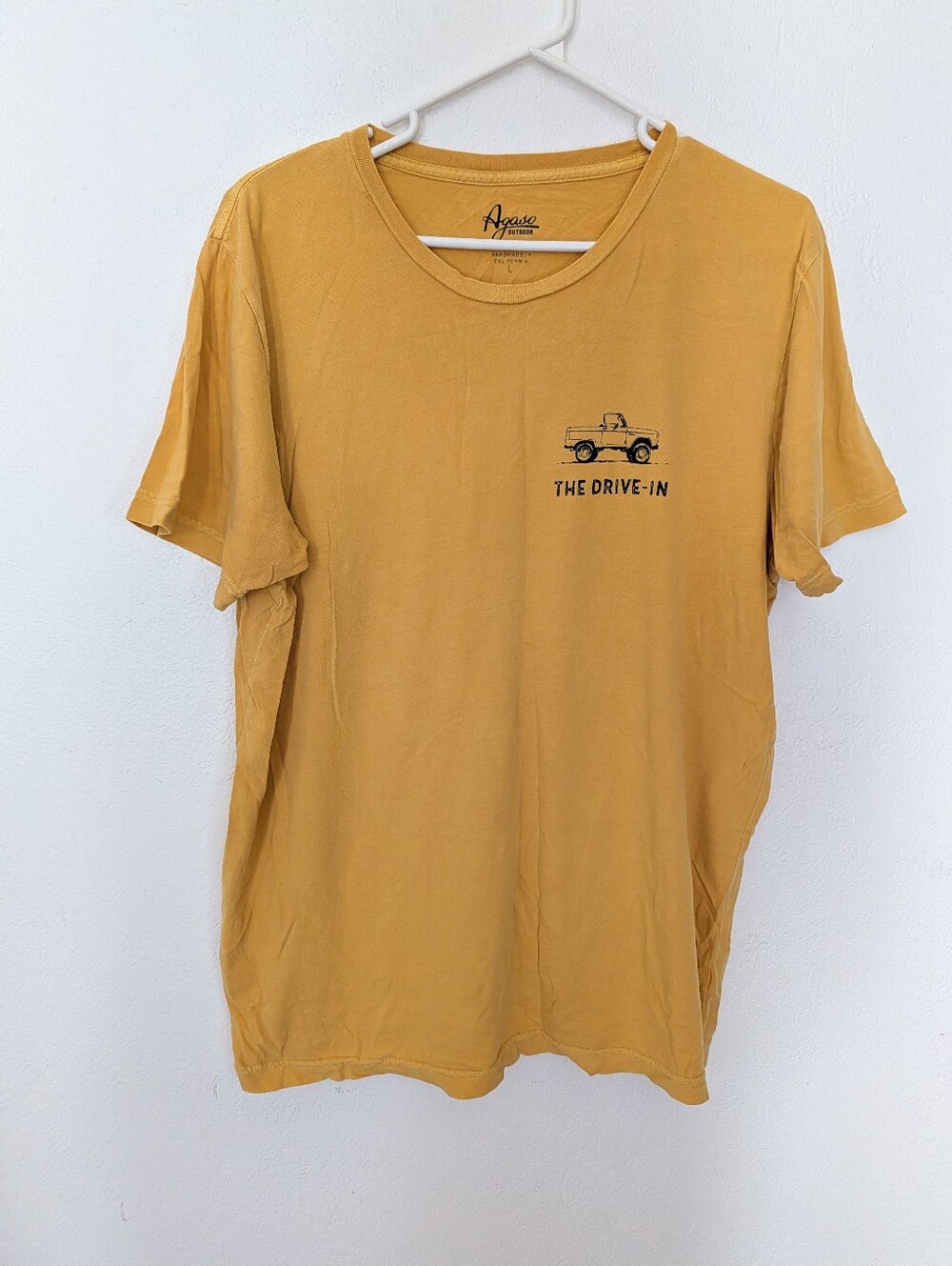 Agaso Outdoors Yellow The Drive-In Graphic Men’s T-Shirt Size Large Ford Bronco